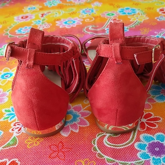 Forever 21 Fringed Suede Flat Sandals - Picture 3 of 8